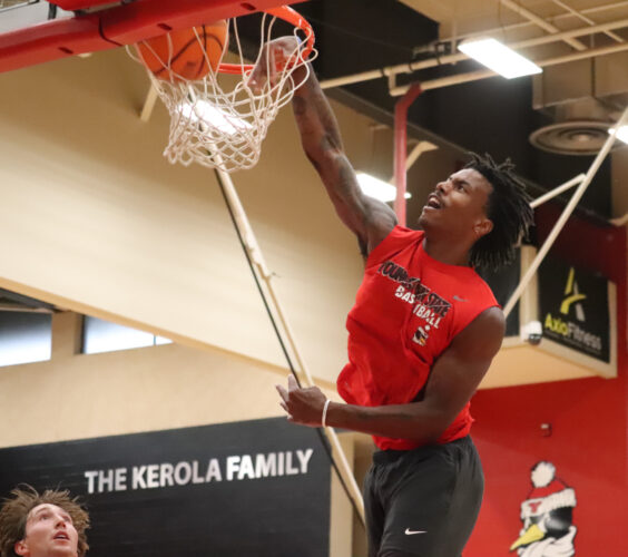Hardwood heroes return | News, Sports, Jobs - Tribune Chronicle